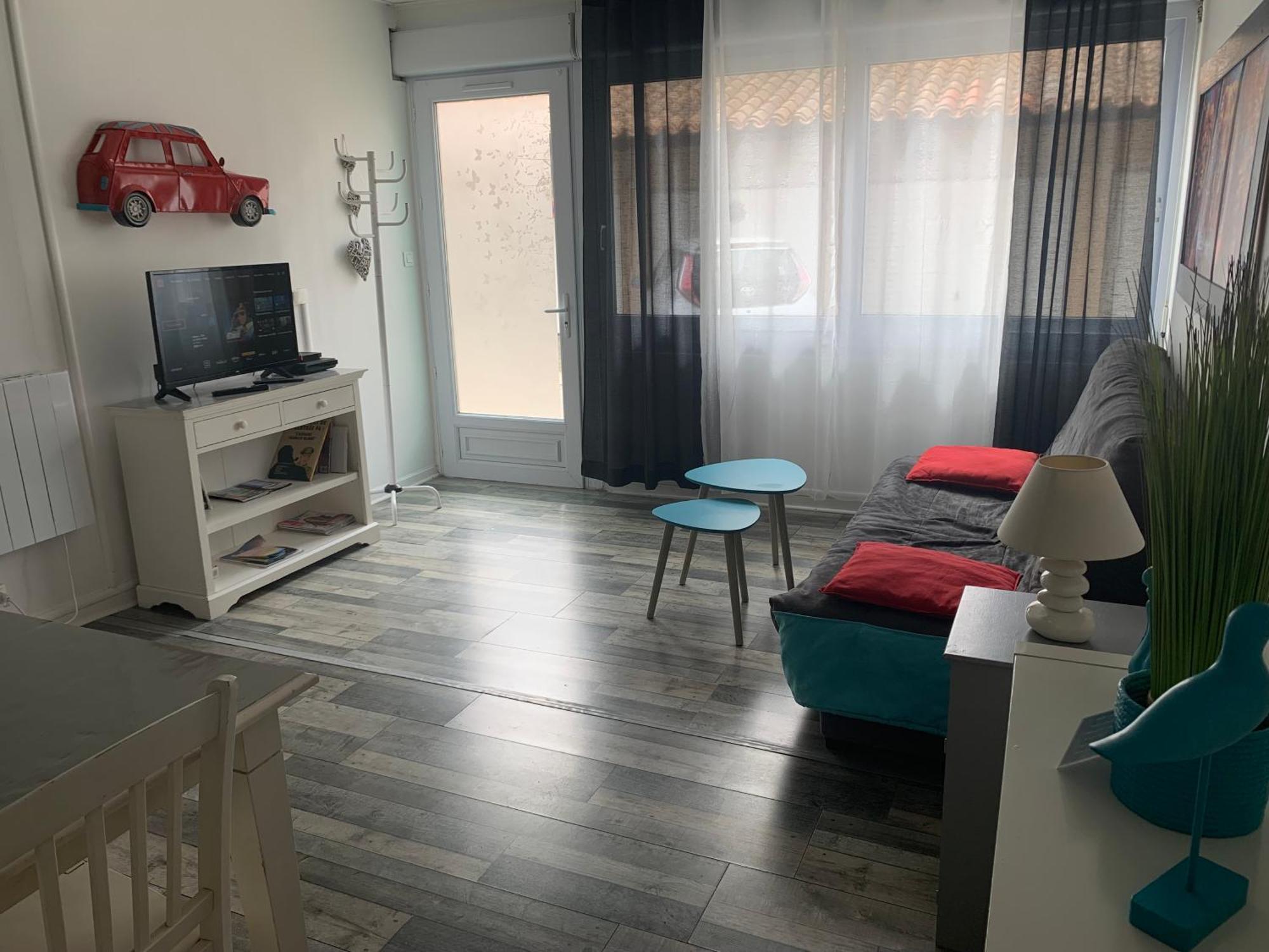 Très bel appartement mezzanine de 37m2 refait à neuf Gruissan Exterior foto